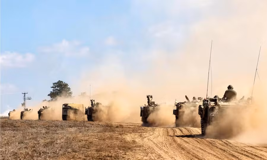 Xe tăng Israel tập trung ở biên giới giáp Dải Gaza. Ảnh: CNN Xe tăng Israel tập trung ở biên giới giáp Dải Gaza. Ảnh: CNN