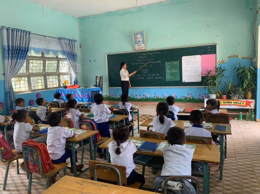 Cơ sở vật chất đầy đủ, trường lớp khang trang giúp các trường học ở huyện Ia Pa nâng cao chất lượng dạy-học. Ảnh: Vũ Chi