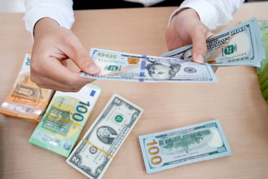 Lượng kiều hối qua các tổ chức trên địa bàn TP.HCM năm 2022 đạt hơn 6,6 tỉ USD. Ảnh: NGỌC THẮNG