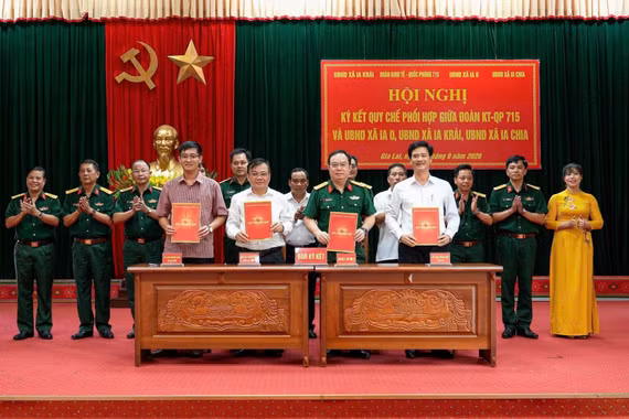 Đoàn KTQP 715 ký kết quy chế phối hợp với UBND các xã Ia O, Ia Chia, Ia Krái.