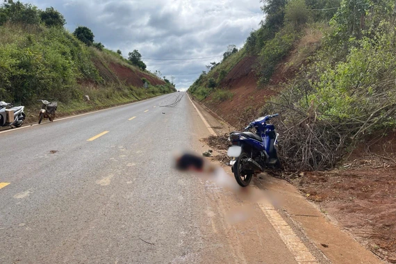 Hiện trường vụ tai nạn khiến 1 người tử vong tại chỗ