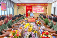 Chủ tịch UBND tỉnh Phạm Anh Tuấn thăm, chúc Tết các đơn vị lực lượng vũ trang