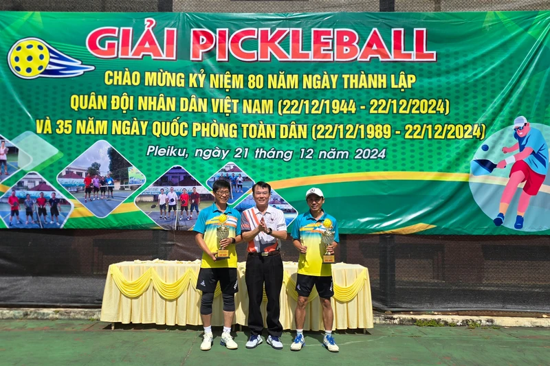 Pleiku: 30 vận động viên tranh tài ở giải Pickleball chào mừng ngày 22-12