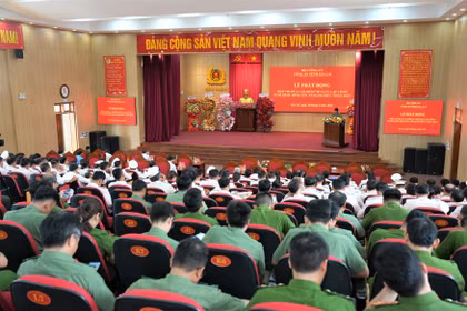 Công an Gia Lai phát động đợt thi đua cao điểm “80 ngày lập công vì Tổ quốc bình yên, vì hạnh phúc Nhân dân”