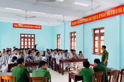 Tuyên truyền pháp luật về ma túy cho phạm nhân trại tạm giam số 2