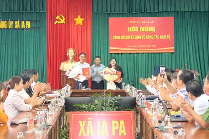 Công bố quyết định của Tỉnh ủy Gia Lai về điều động, chỉ định cán bộ xã Ia Pa và Ia Tul