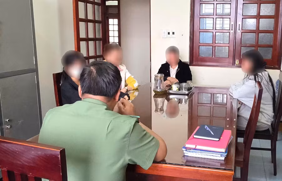 cong-an-xa-ia-grai-xu-ly-truong-hop-dung-cong-cu-ai-cat-ghep-clip-nhay-cam-xuc-pham-nguoi-khac-tren-tiktok-anh-dvcc.jpg
