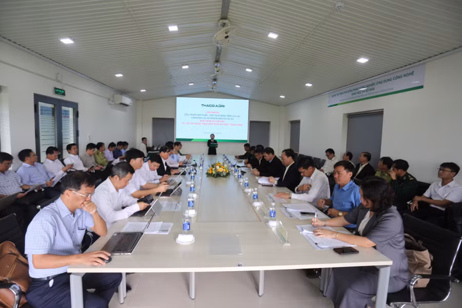 doan-cong-tac-cua-lanh-dao-tinh-da-lam-viec-voi-thaco-agri-anh-van-ngoc.jpg