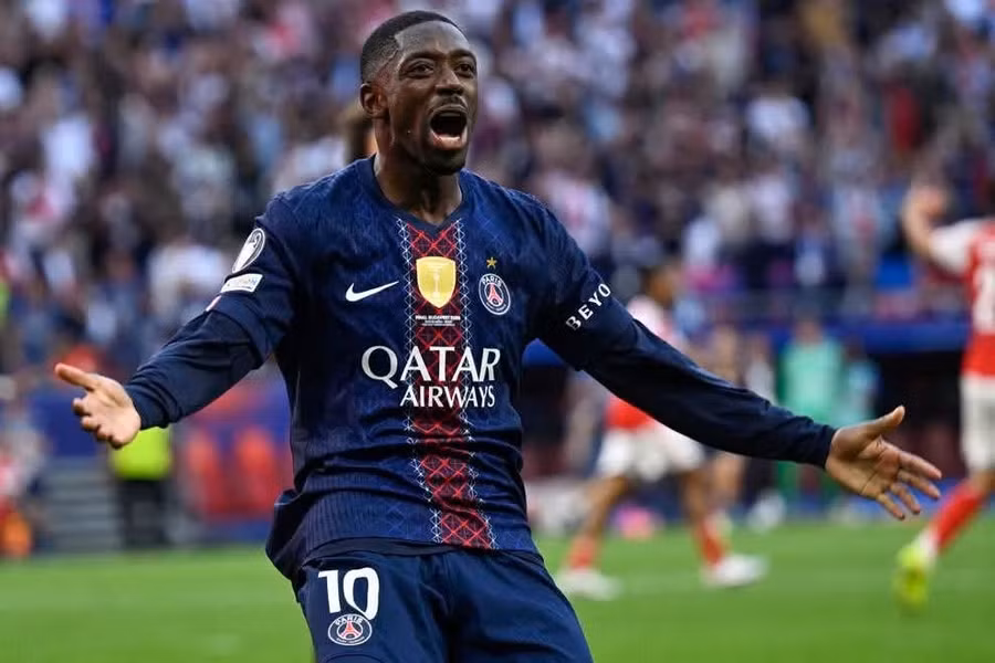 dembele-da-go-hoa-cho-psg-tu-cham-da-phat-11-m-anh-uefa.jpg
