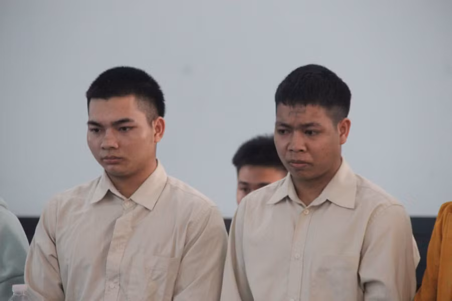 dinh-ten-phai-va-dinh-toc-tai-phien-toa-so-tham-anh-van-ngoc.jpg