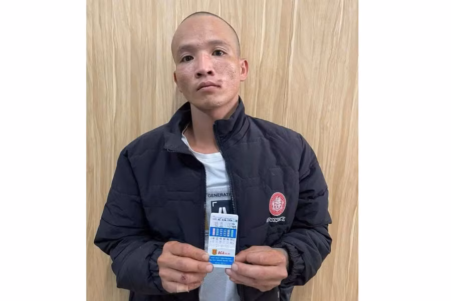 doi-tuong-toan-bi-tam-giam-2-thang-de-phuc-vu-dieu-tra-anh-dvcc.jpg