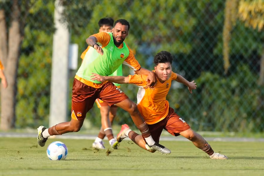 julio-cesar-trai-duoc-ky-vong-se-thay-the-cho-jairo-anh-hoang-tung.jpg