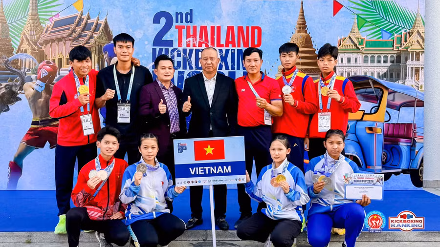 kpa-hha-mi-hang-ngoi-bia-phai-da-tao-nen-ky-tich-tai-thai-lan-voi-3-huy-chuong-o-3-noi-dung-thi-dau-anh-cong-tuan.jpg