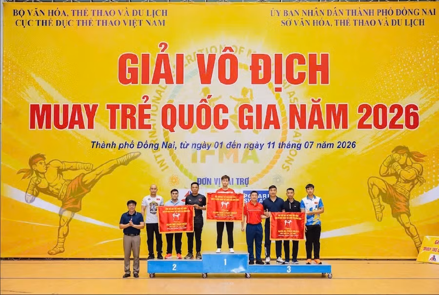 gia-lai-gianh-giai-3-toan-doan-o-giai-vo-dich-muay-quoc-gia-anh-thien-binh.jpg