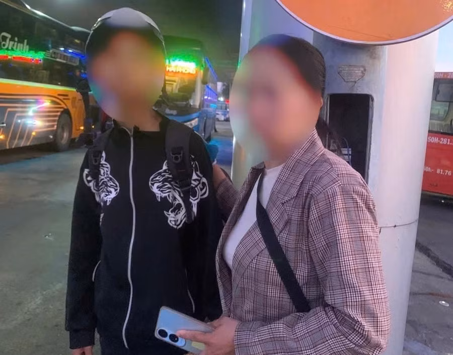 cong-an-xa-son-lang-ho-tro-tim-thieu-nien-mat-tich.jpg