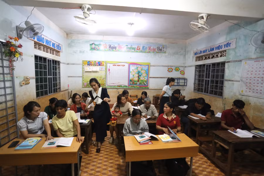lop-hoc-keo-dai-moi-toi-thu-2-den-thu-7-hang-tuan-anh-van-ngoc.jpg