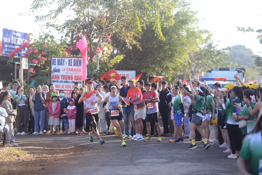 cac-runner-co-nhung-man-nuoc-rut-an-tuong-anh-van-ngoc.jpg