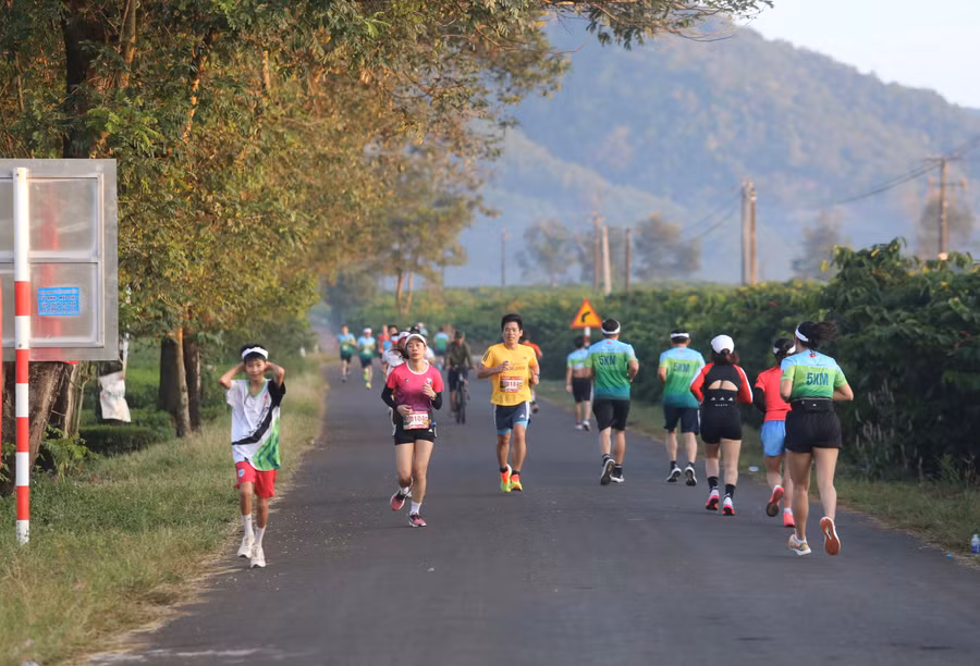 giai-la-su-kien-ban-marathon-dau-tien-duoc-to-chuc-o-chu-pah-anh-van-ngoc.jpg