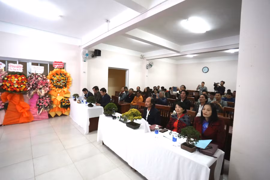 cac-dai-bieu-tham-gia-dai-hoi-anh-van-ngoc.jpg