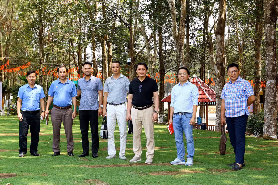 doan-cong-tac-da-danh-gia-cao-no-luc-chuan-bi-cho-festival-bong-da-tre-quoc-te-cua-hagl-anh-hoang-tung.jpg