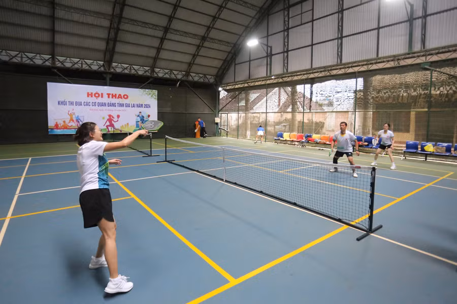 9-cap-vdv-thi-dau-o-mon-pickleball-anh-van-ngoc-3737.jpg