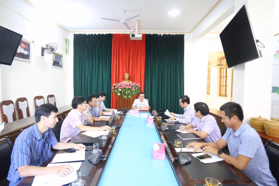 ubnd-tp-pleiku-da-co-cuoc-hop-voi-bao-gia-lai-ve-tuyen-truyen-quang-ba-cho-giai-chay-anh-van-ngoc-1665.jpg