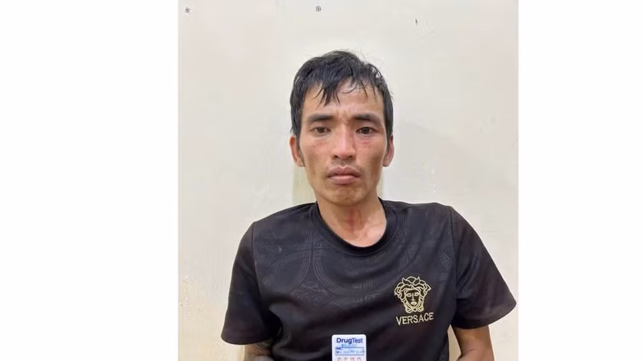 tam-giu-doi-tuong-ban-ma-tuy-cho-con-nghien-o-xa-ia-nan.jpg