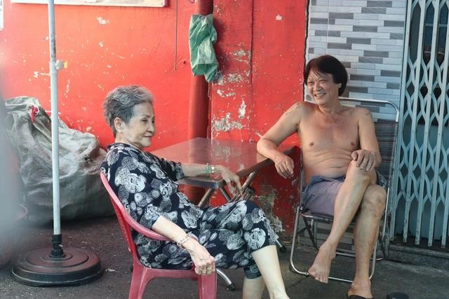 Bà Mai rành rọt nhắc về thời hẻm này còn là “đất dữ” Bà Mai rành rọt nhắc về thời hẻm này còn là “đất dữ”