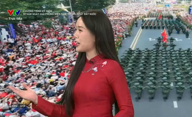 Hình ảnh BTV Lan Anh trên sóng trực tiếp gây tranh luận. Hình ảnh BTV Lan Anh trên sóng trực tiếp gây tranh luận.