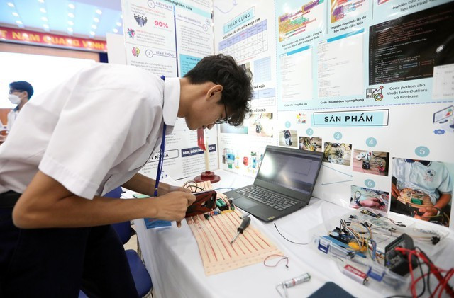Năm nay, lần đầu tiên học sinh sẽ dự thi nghiên cứu khoa học theo quy chế mới (ảnh minh họa) Năm nay, lần đầu tiên học sinh sẽ dự thi nghiên cứu khoa học theo quy chế mới (ảnh minh họa)