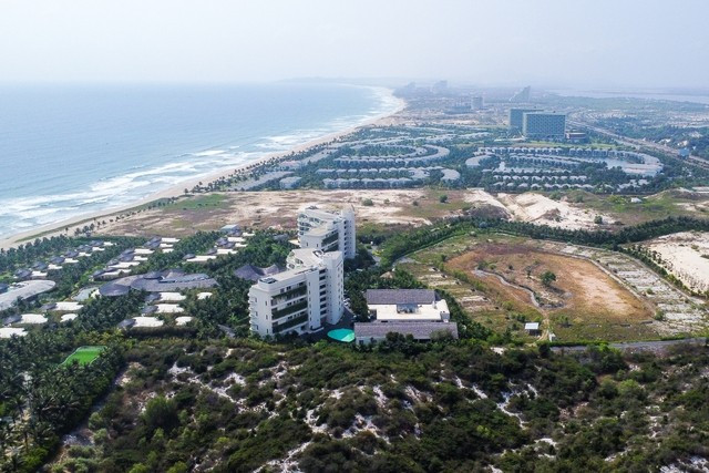 Một góc khu vực biển Bãi Dài, H.Cam Lâm nhìn từ trên cao Một góc khu vực biển Bãi Dài, H.Cam Lâm nhìn từ trên cao