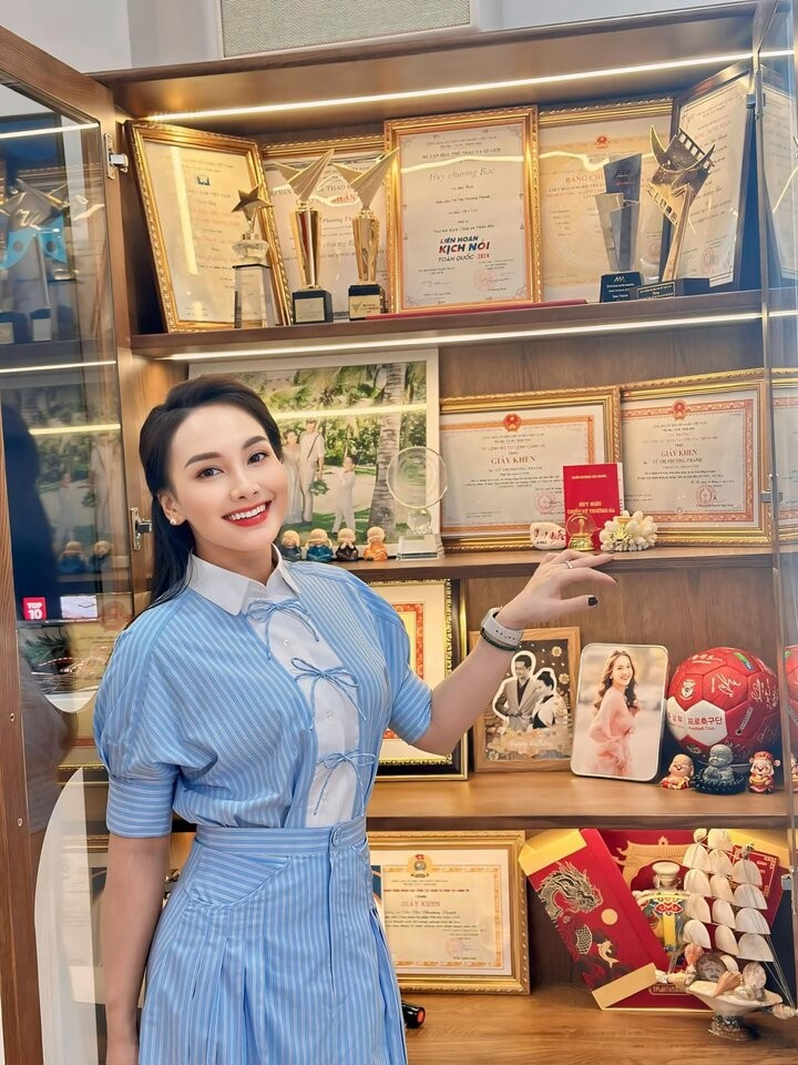 Dù còn trẻ nhưng Bảo Thanh sở hữu nhiều giải thưởng về diễn xuất. Dù còn trẻ nhưng Bảo Thanh sở hữu nhiều giải thưởng về diễn xuất.