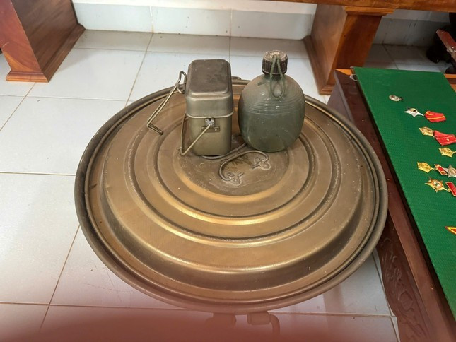 Những kỷ vật chiến trường. Những kỷ vật chiến trường.