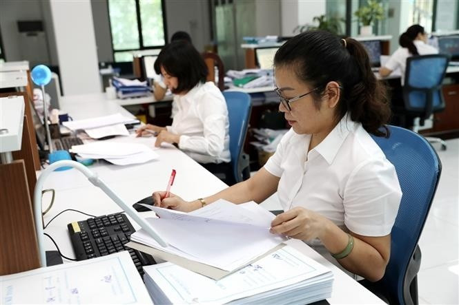 Bộ Tài chính đề xuất bổ sung giảm thuế với các cá nhân là nhân lực công nghệ cao. Ảnh nguồn thoibaonganhang.vn bo-tai-chinh-de-xuat-bo-sung-giam-thue-voi-cac-ca-nhan-la-nhan-luc-cong-nghe-cao-anh-nguon-thoibaonganhangvn.jpg