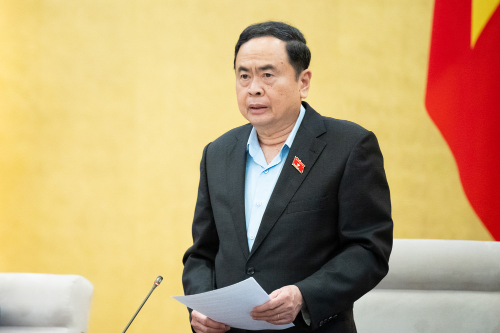 Chủ tịch Quốc hội Trần Thanh Mẫn phát biểu bế mạc phiên họp 43 của Ủy ban Thường vụ Quốc hội Chủ tịch Quốc hội Trần Thanh Mẫn phát biểu bế mạc phiên họp 43 của Ủy ban Thường vụ Quốc hội