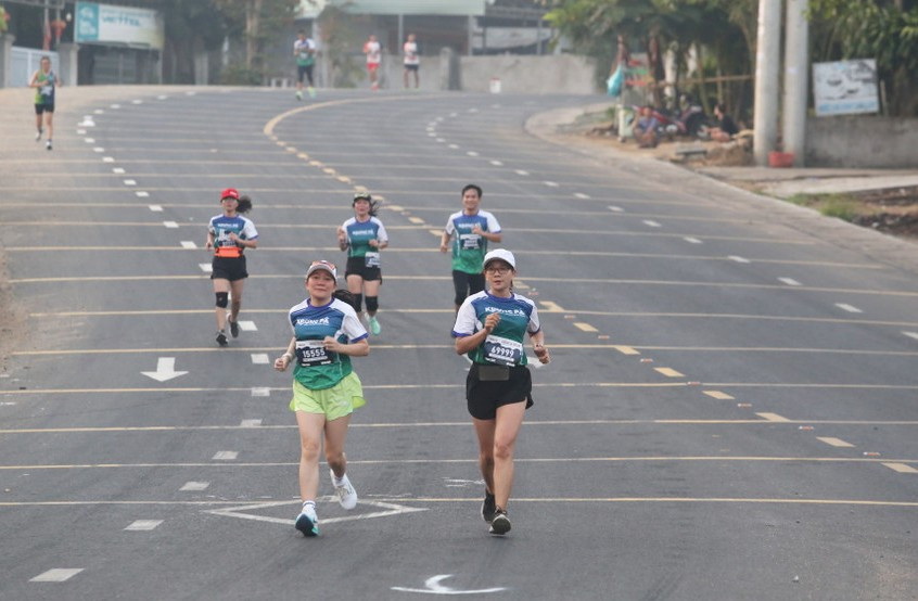 Krông Pa là một trong những địa phương đầu tiên tổ chức giải bán marathon. Ảnh: Văn Ngọc krong-pa-la-mot-trong-nhung-dia-phuong-dau-tien-to-chuc-giai-ban-marathon-anh-van-ngoc.jpg