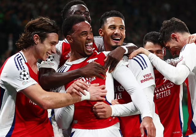 Arsenal bất bại, Man City đánh rơi chiến thắng không tưởng | Báo Gia Lai điện tử