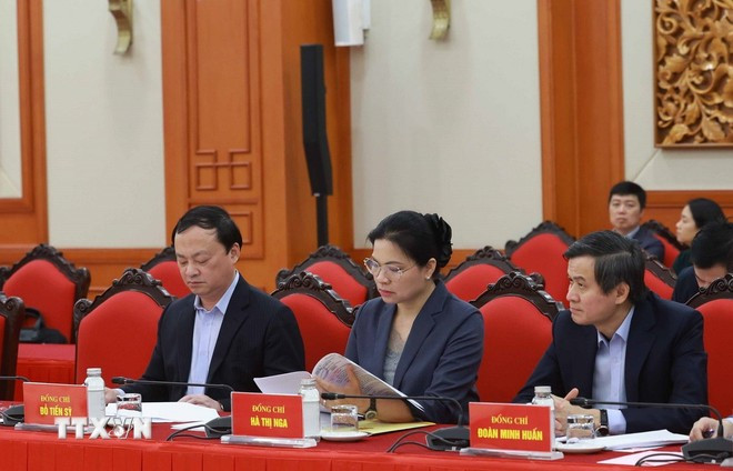 Các đại biểu dự phiên họp của Tiểu ban Văn kiện Đại hội XIV. (Ảnh: Thống Nhất/TTXVN) Các đại biểu dự phiên họp của Tiểu ban Văn kiện Đại hội XIV. (Ảnh: Thống Nhất/TTXVN)