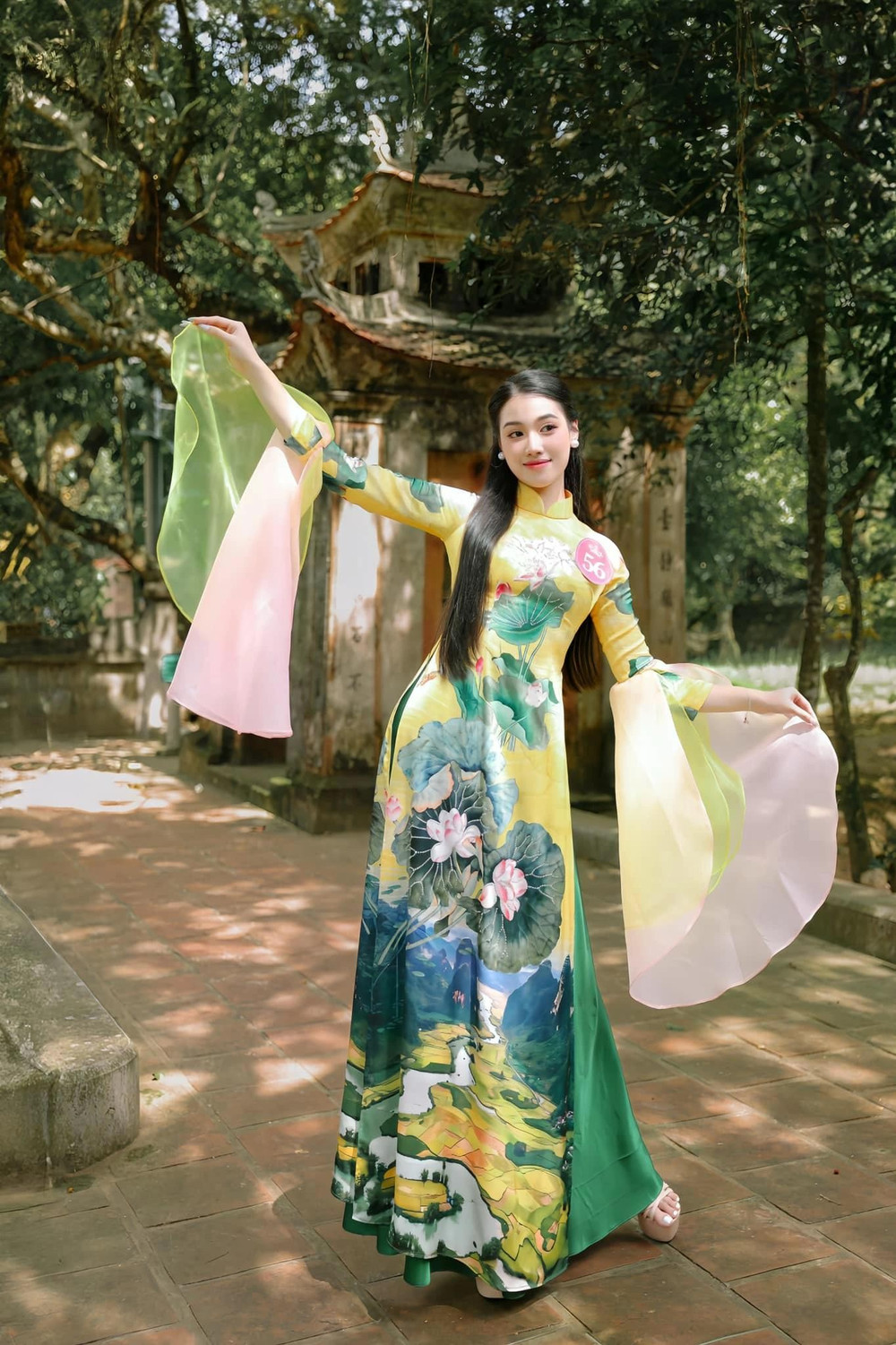 Thanh Vân hiện là sinh viên năm 2 Trường đại học Văn hóa Hà Nội. Người đẹp 20 tuổi sở hữu gương mặt ưa nhìn với làn da trắng, mũi cao, vóc dáng cân đối Thanh Vân hiện là sinh viên năm 2 Trường đại học Văn hóa Hà Nội. Người đẹp 20 tuổi sở hữu gương mặt ưa nhìn với làn da trắng, mũi cao, vóc dáng cân đối