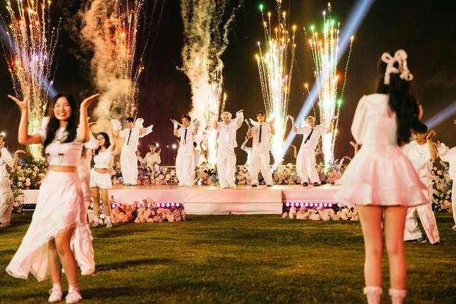 Thông điệp “một lời trao, một đời yêu” ý nghĩa trong MV Chăm em một đời Thông điệp “một lời trao, một đời yêu” ý nghĩa trong MV Chăm em một đời