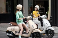 “Tân binh” xe ga 37 triệu đồng ra mắt: dáng như Vespa, có ABS và TCS, đe dọa Honda Vision