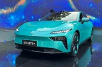 “Ông trùm” xe tải Trung Quốc ra mắt sedan điện cỡ Toyota Camry, giá từ hơn 500 triệu đồng