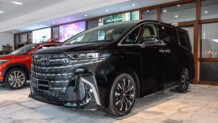 toyota-alphard-2023-11-jpg-5783.jpg