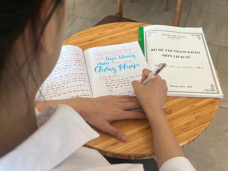 Khối C00 là khối có nhiều thí sinh chọn xét tuyển vào các trường đại học trong cả nước. Ảnh: Hoàng Hoài img-5105.jpg