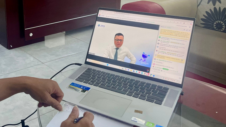 Đồng chí Lê Quốc Minh-Chủ tịch Hội Nhà báo Việt Nam phát biểu tại buổi khai mạc. Ảnh: Hoàng Hoài img-5049-5241.jpg