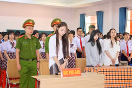 Gia Lai: Tổ chức phiên tòa giả định tuyên truyền pháp luật cho học sinh, thanh niên