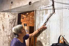 Thi công cao tốc gây nứt nhà: Người dân mòn mỏi đợi bồi thường suốt 2 năm