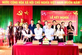 Ủy ban MTTQ Việt Nam tỉnh Gia Lai kết nghĩa với 2 làng ở xã Kdang.