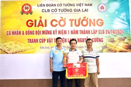 Kỳ thủ Trần Quang Nhật vô địch Giải Cờ tướng tranh cúp vật tư điện lạnh Nguyễn Cường.