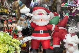 Gia Lai rực rỡ sắc màu Giáng sinh 2025 
